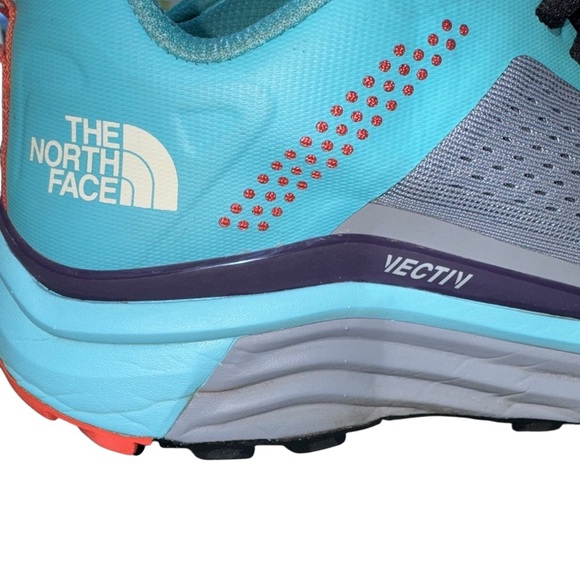 The North Face VECTIV Enduris trail running shoe.
Women’s training shoe Size 6 - Picture 5 of 6